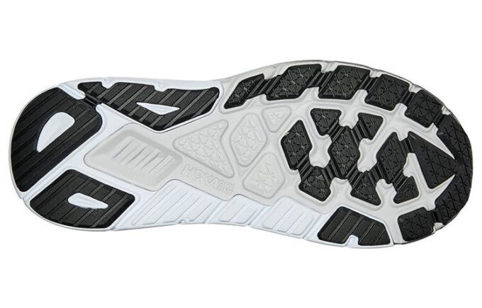 Arahi 6 'Czarno-biały’