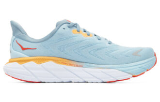 Arahi 6 'Letnia piosenka, góra, wiosna’