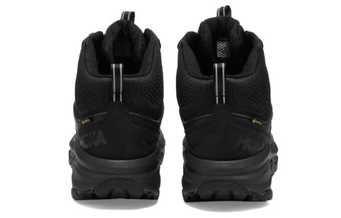 Challenger Mid Gore-tex 'Triple Black’