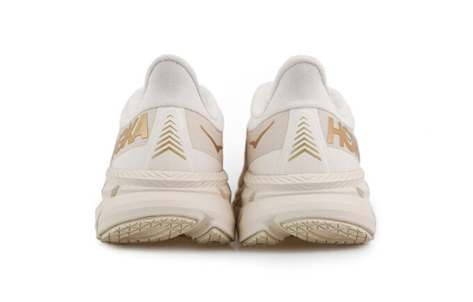 Clifton 7 „Brąz migdałowy”