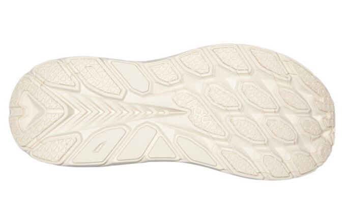 Clifton 8 „Eggnog Shifting Sand”