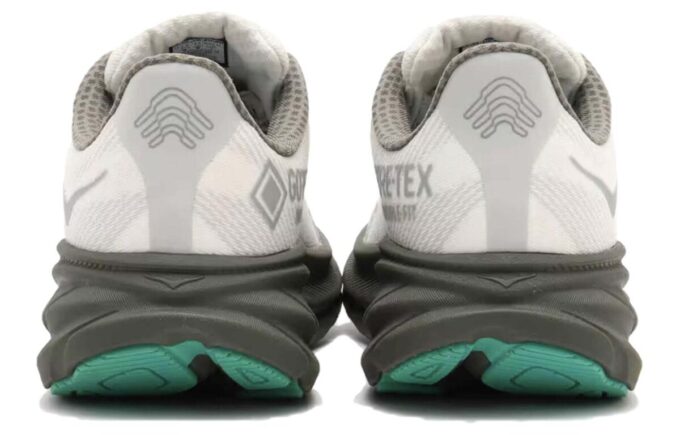 Clifton 9 GORE-TEX 'Stealth Tech’