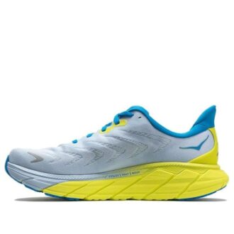 HOKA Arahi 6 „Lodowa woda”