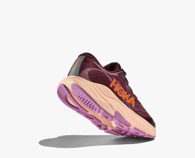 HOKA ONE ONE Skyflow