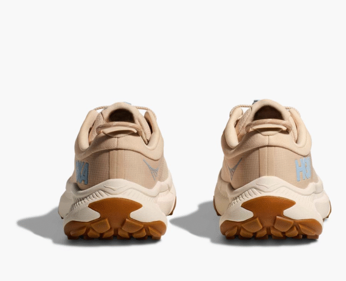 HOKA ONE ONE Transport