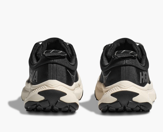 HOKA ONE ONE Transport