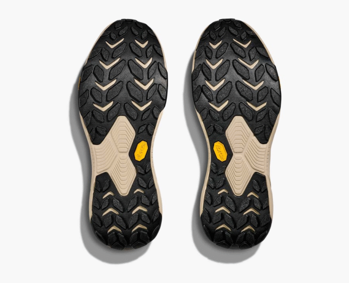 HOKA ONE ONE Transport