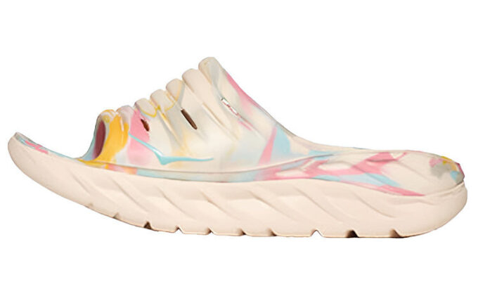 HOKA x FP Movement 'ORA’