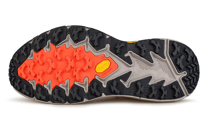 Speedgoat 4 Wide 'Dark Gull Grey’