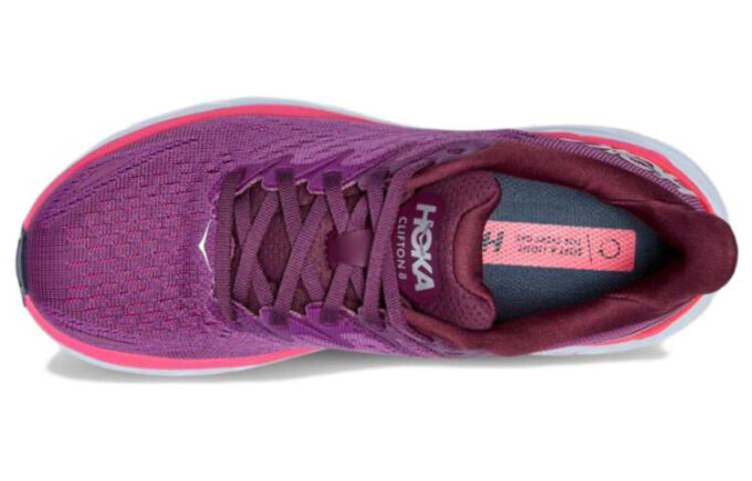 (WMNS) Clifton 8 „Wino gronowe”