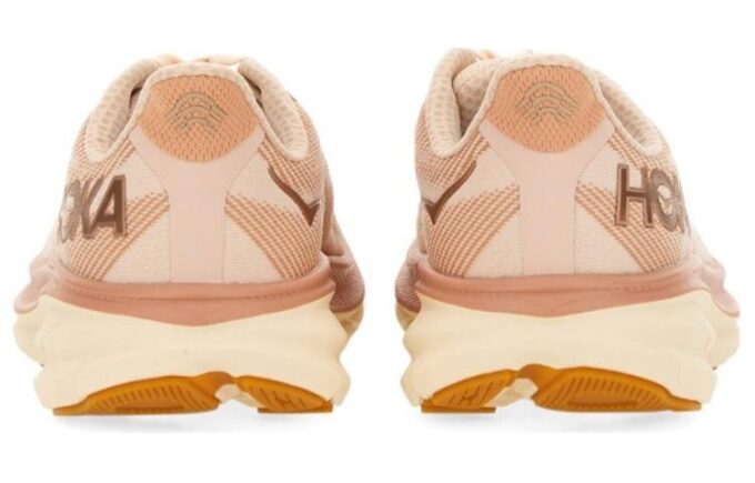 (WMNS) Clifton 9 „Sandstone Cream”