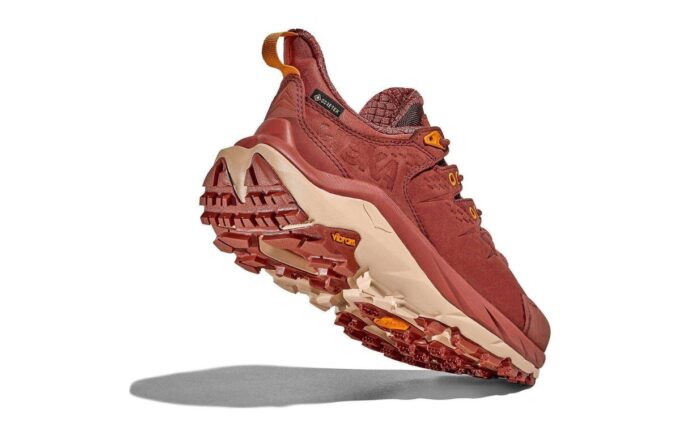 (WMNS) Kaha 2 Low Gore-Tex 'Hot Sauce’